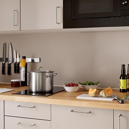 Flora Apartment Hotel Копенхаген Екстериор снимка